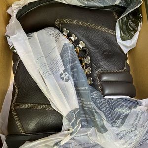 New in box sz 11 timberland superboot hazel highway